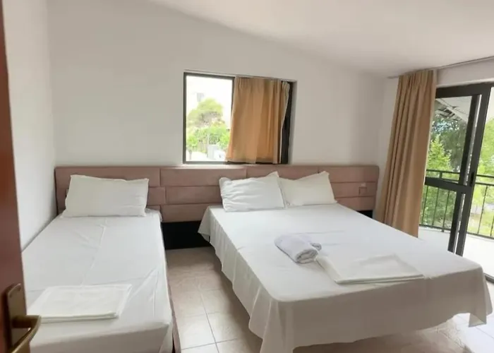 Megan's Garden * Golem (Tirana)